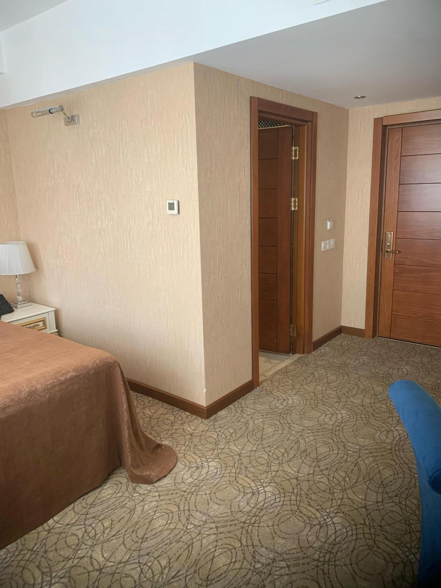 Khazri Hotel Shafran Exterior photo